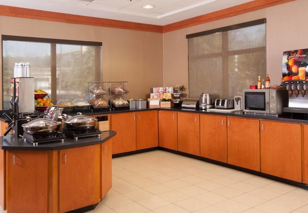 Fairfield Inn And Suites Atlanta Airport South/Sullivan Road College Park Exterior photo
