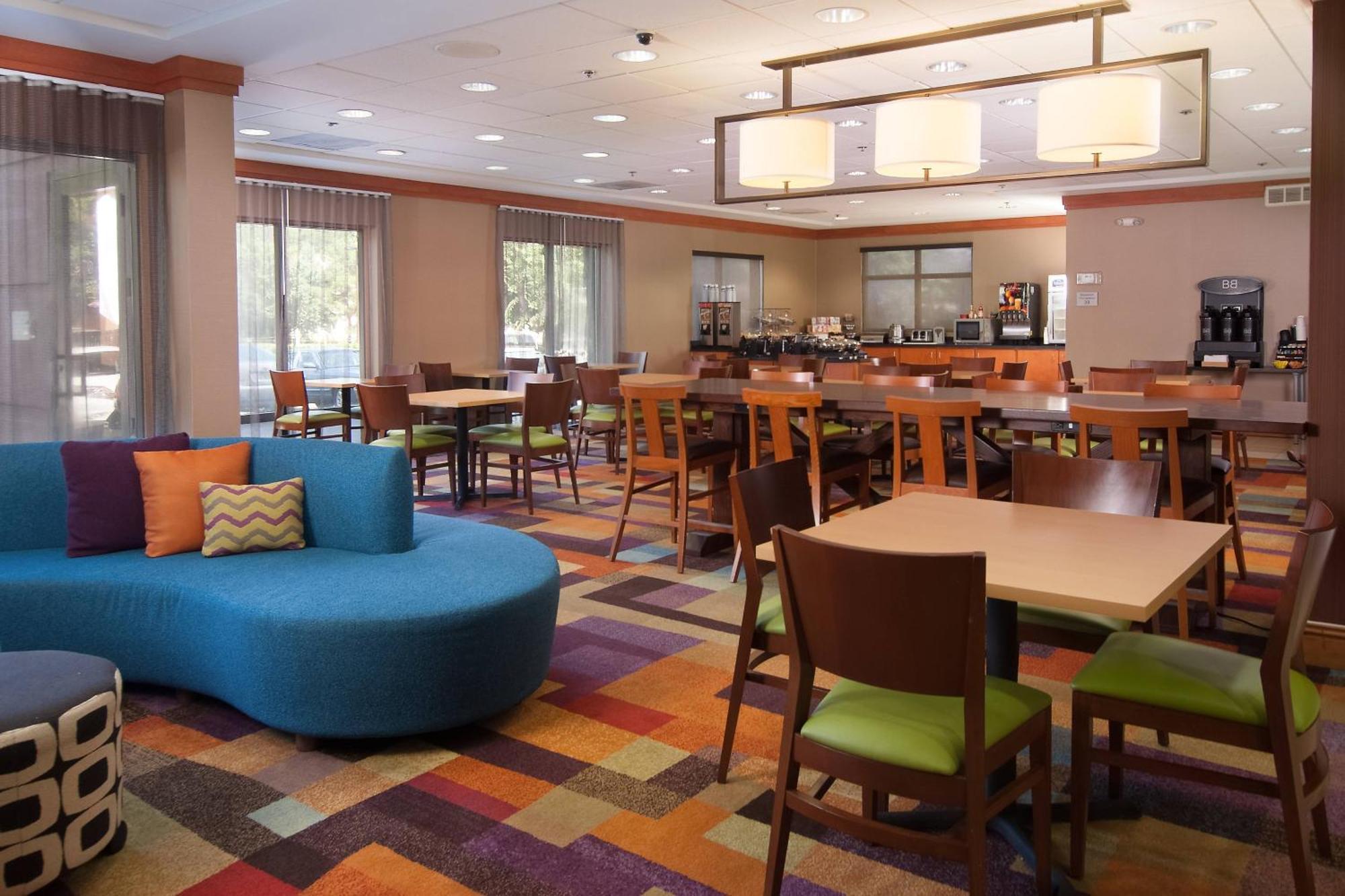 Fairfield Inn And Suites Atlanta Airport South/Sullivan Road College Park Exterior photo